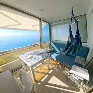 Appartement Vue Panoramique Devant La Au Calme!, Villeneuve-Loubet